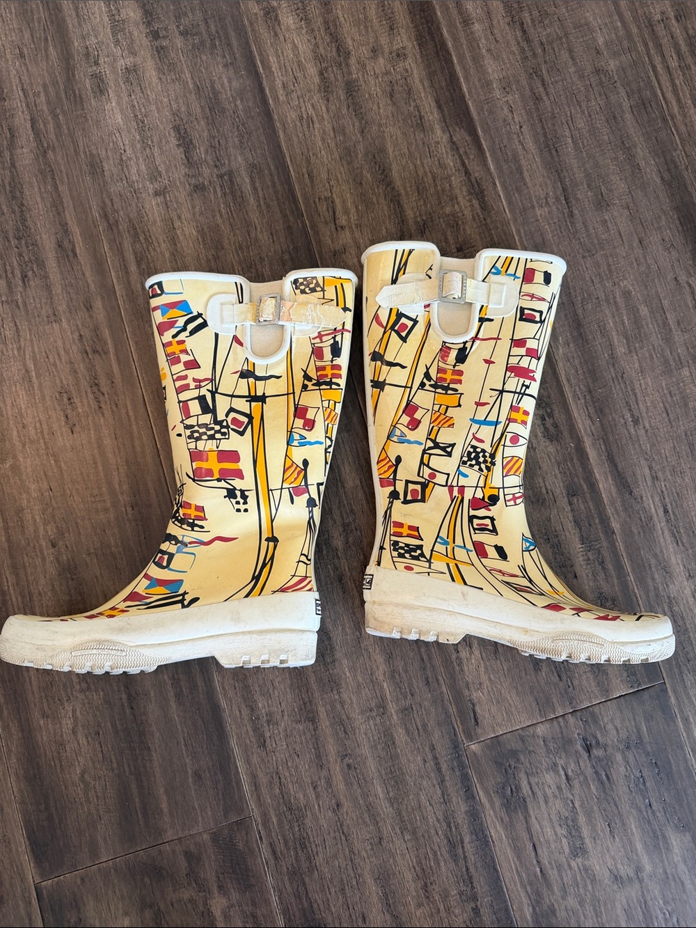 Sperry Cream Nautical Flag Pattern Rain Boots